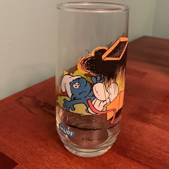 1982 Smurf glasses - Picture 7 of 9